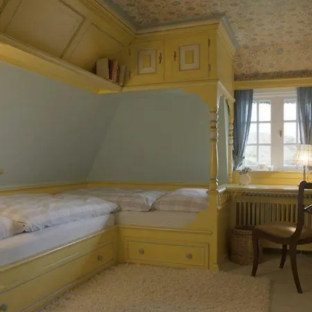 Rantum-sylt-haus-raantemborg- *